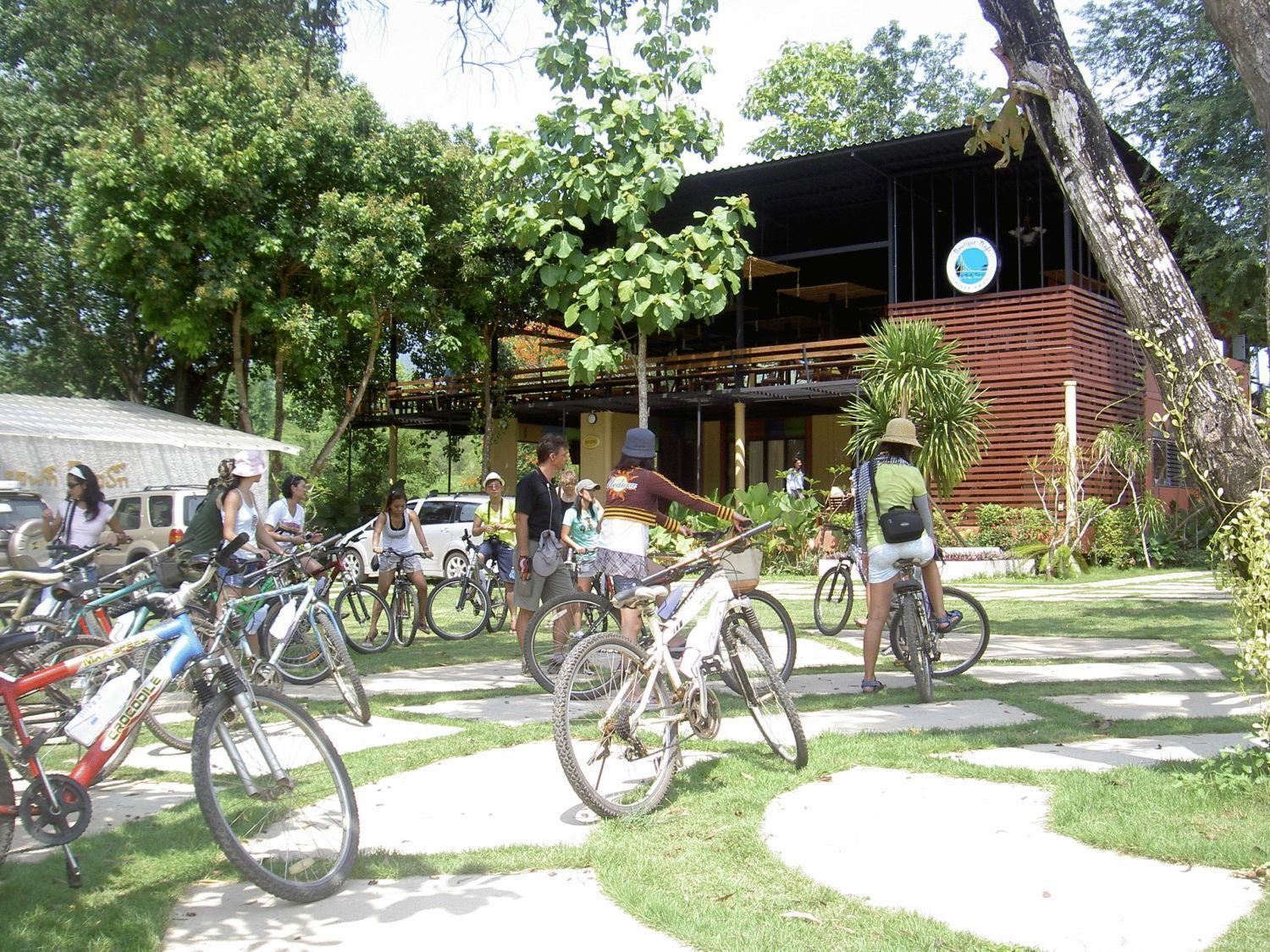 Ban Huai Maenam Noi Boutique Raft Resort, River Kwai מראה חיצוני תמונה
