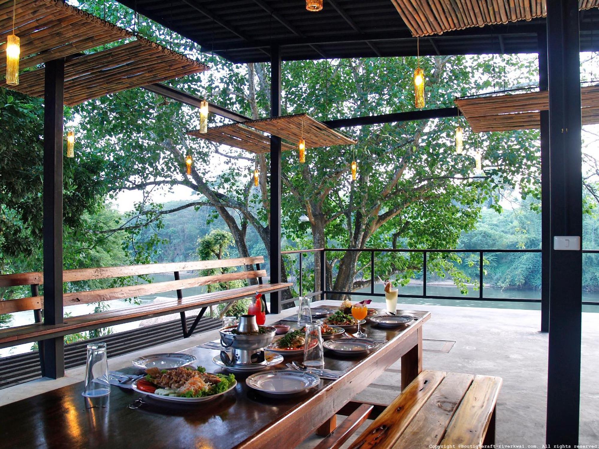 Ban Huai Maenam Noi Boutique Raft Resort, River Kwai מראה חיצוני תמונה